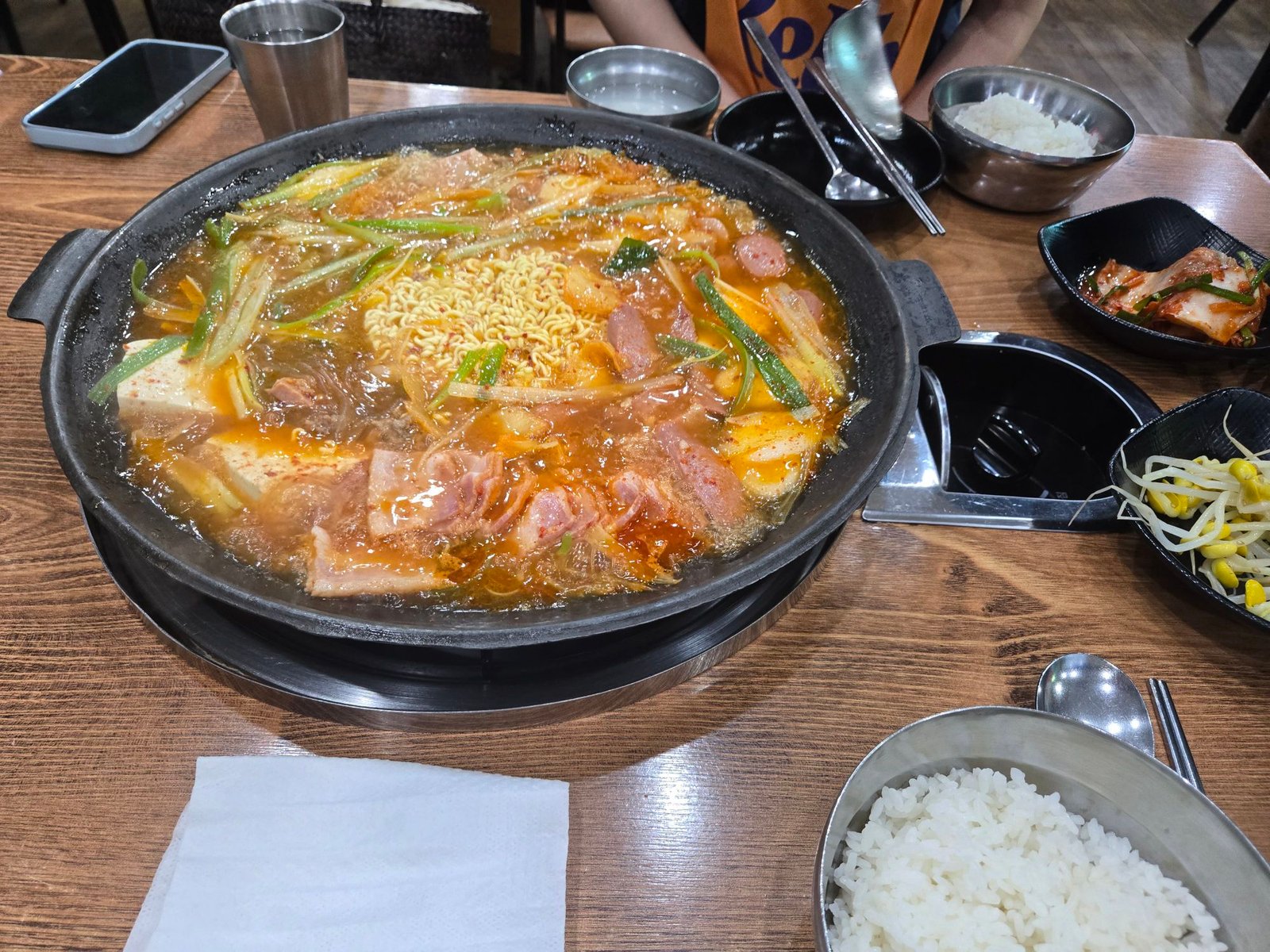 Budat Jjigae